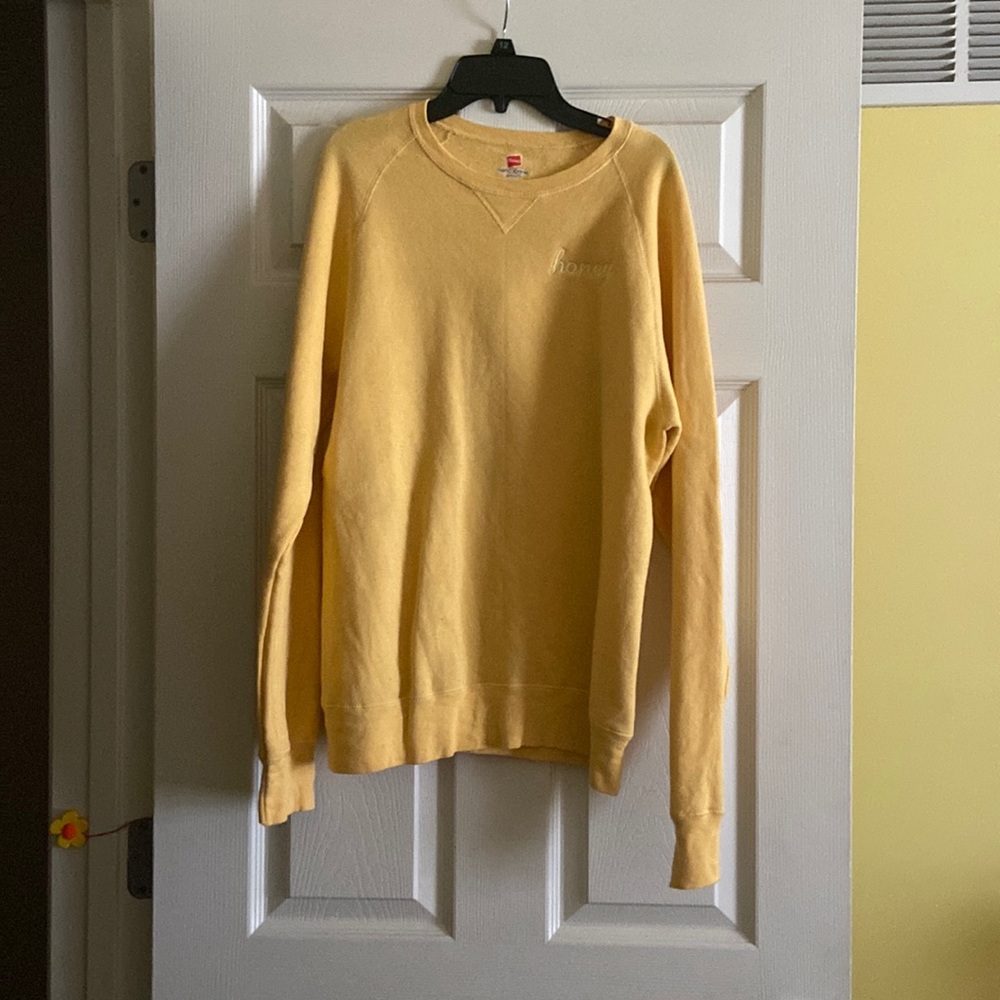Yellow small. The word “honey” is embroidered.